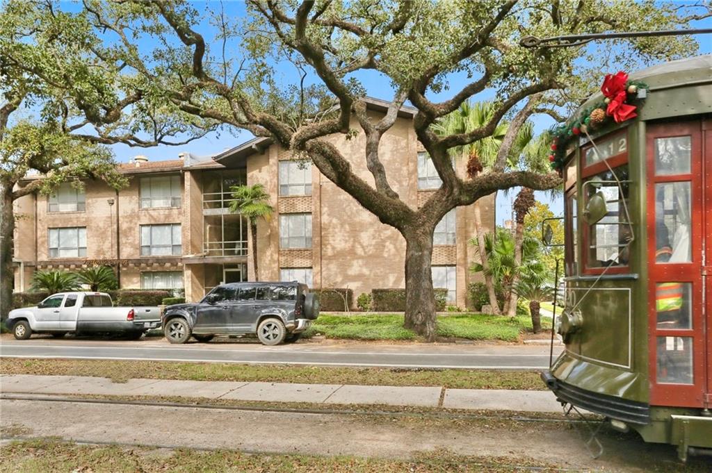 4007 ST CHARLES Street 306