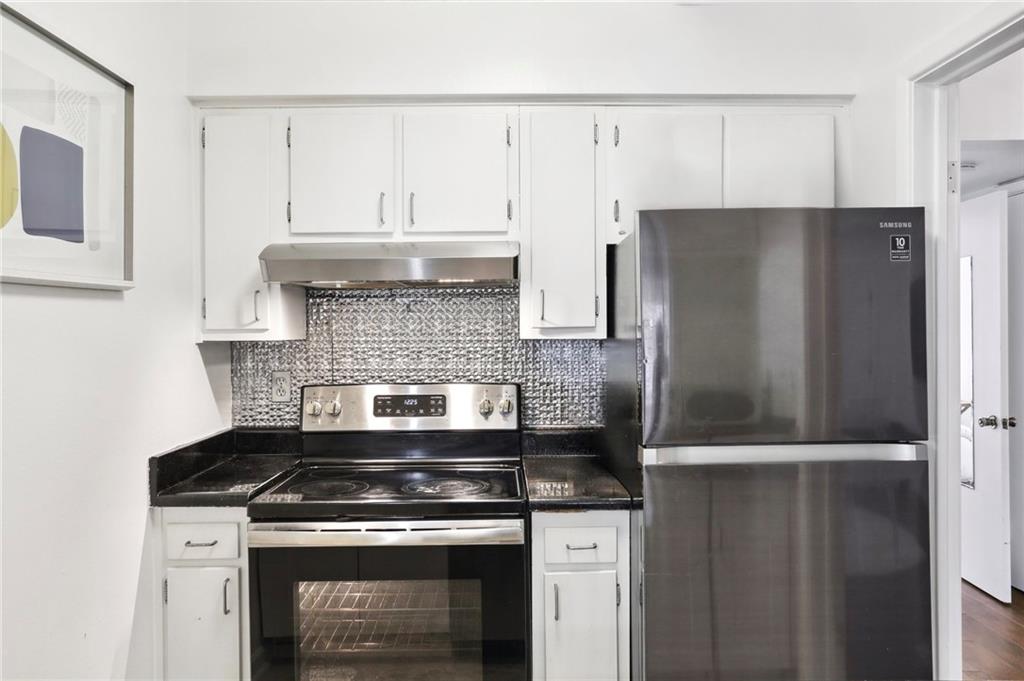 4007 ST CHARLES Street 306