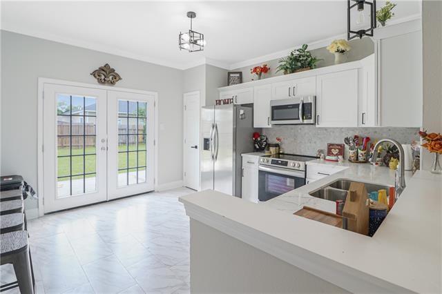 5610 NEW ENGLAND Drive