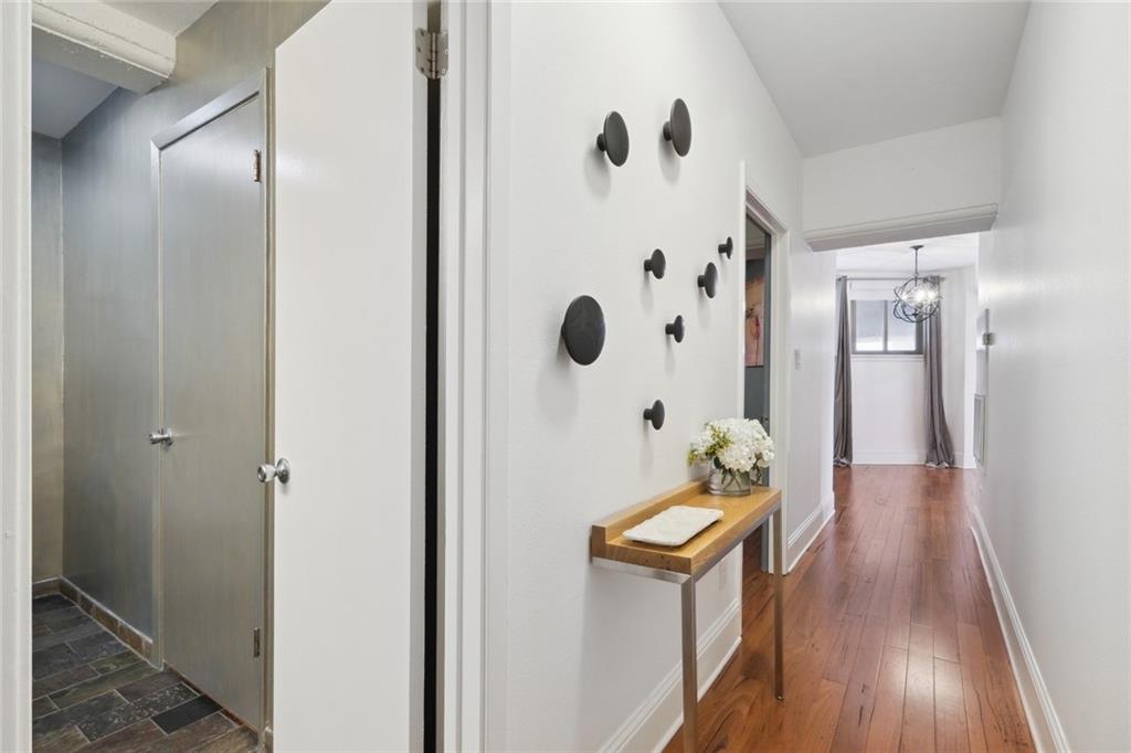 333 JULIA Street 204