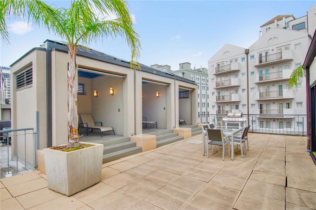 333 JULIA Street 204