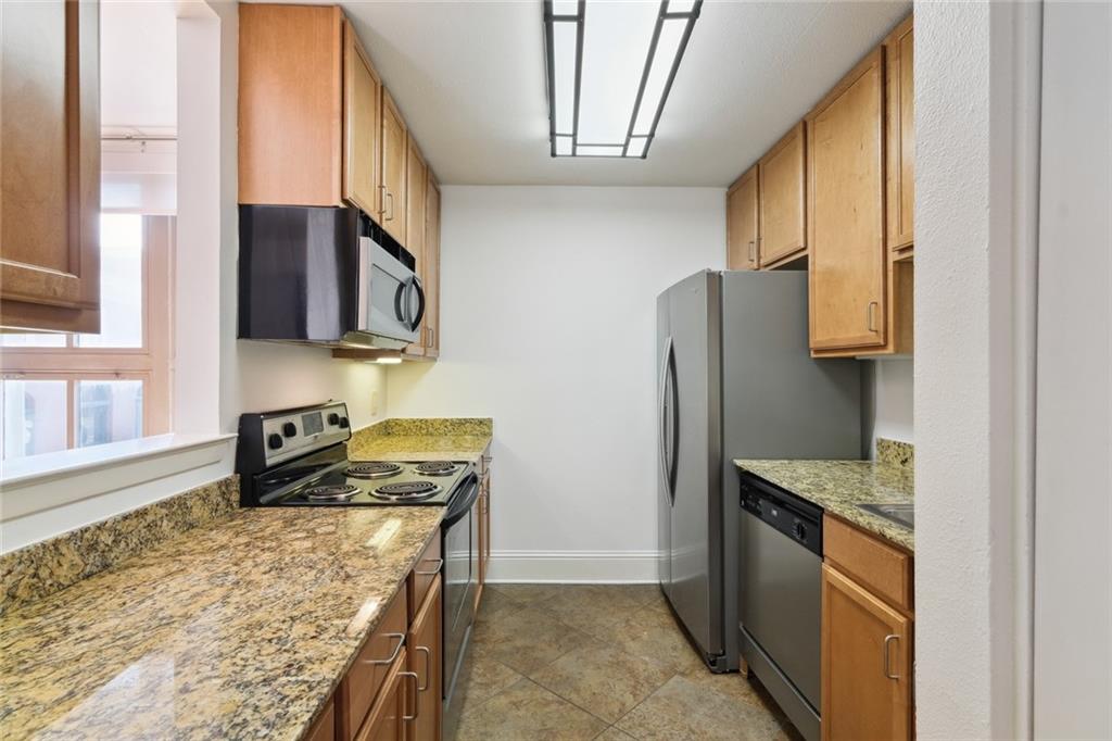 333 JULIA Street 204