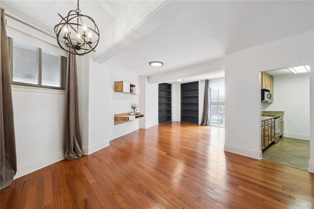 333 JULIA Street 204