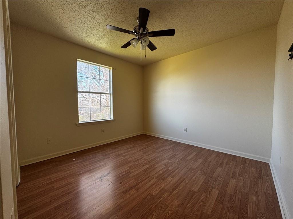 2717 19 ANNETTE Street