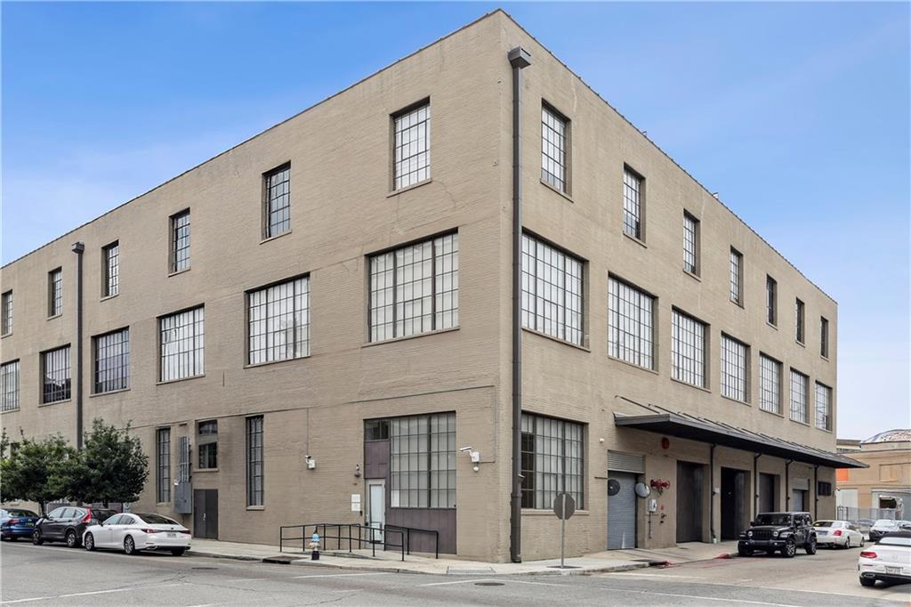 610 JOHN CHURCHILL CHASE Street PH 1