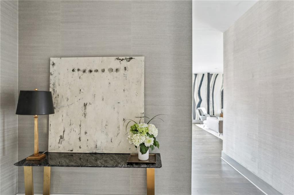 610 JOHN CHURCHILL CHASE Street PH 1