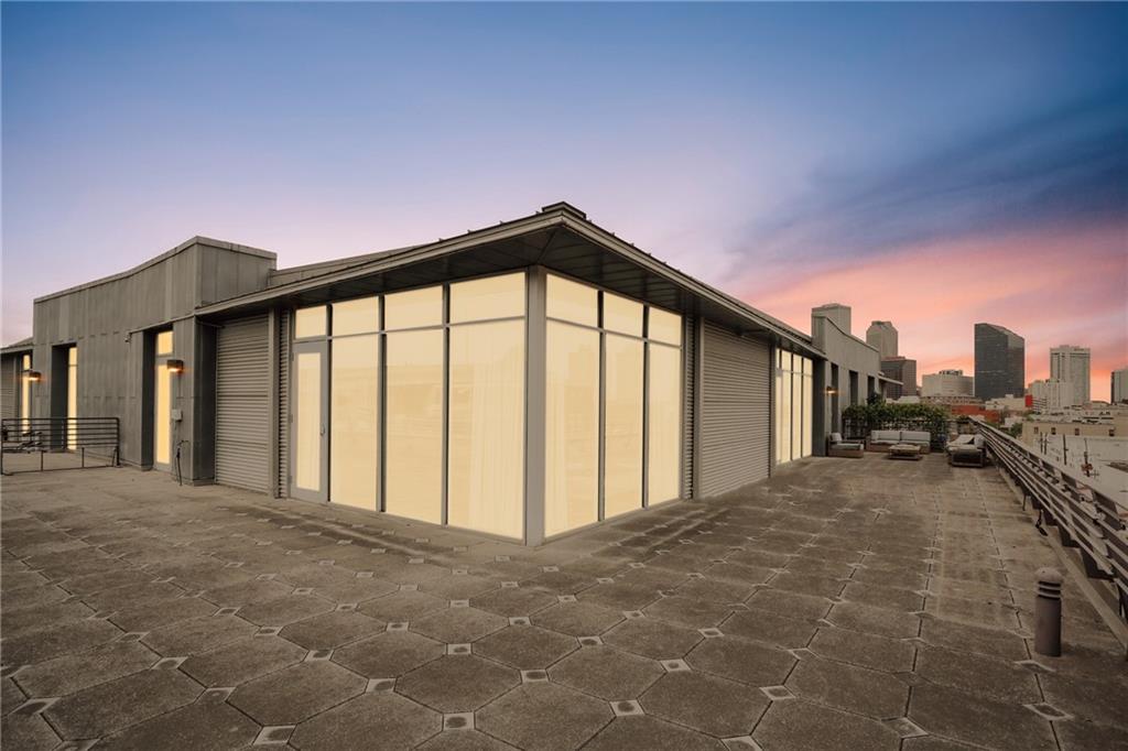 610 JOHN CHURCHILL CHASE Street PH 1