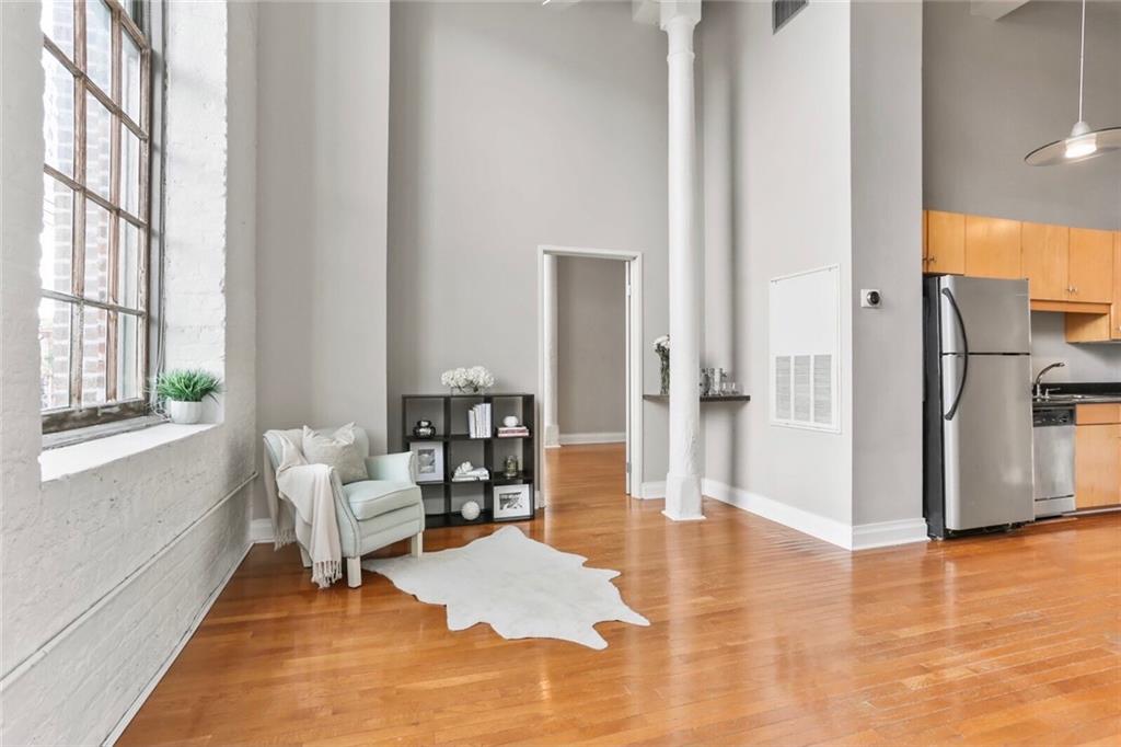 920 POEYFARRE Street 219