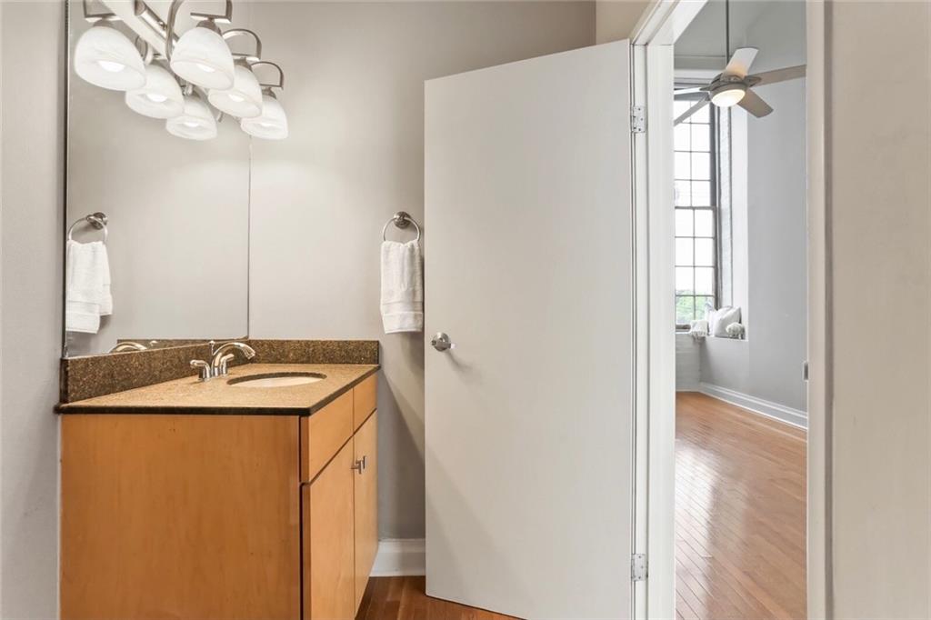 920 POEYFARRE Street 219