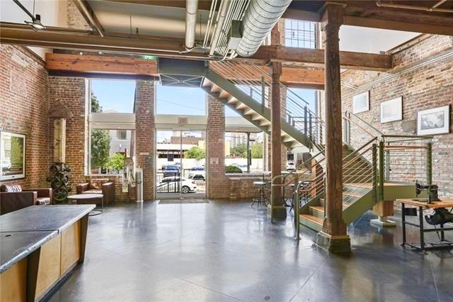 920 POEYFARRE Street 219