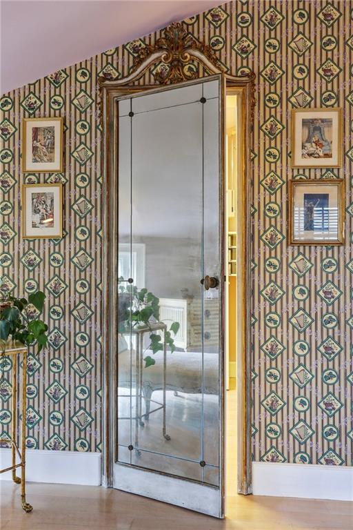 600 GOVERNOR NICHOLLS Street