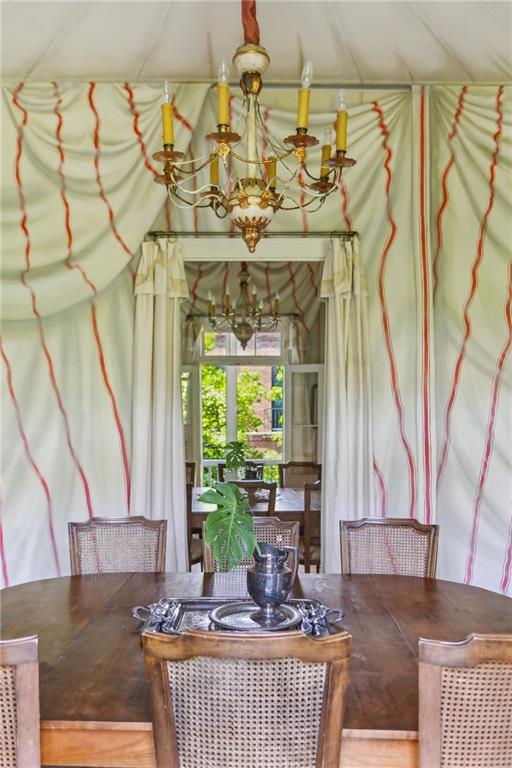 600 GOVERNOR NICHOLLS Street