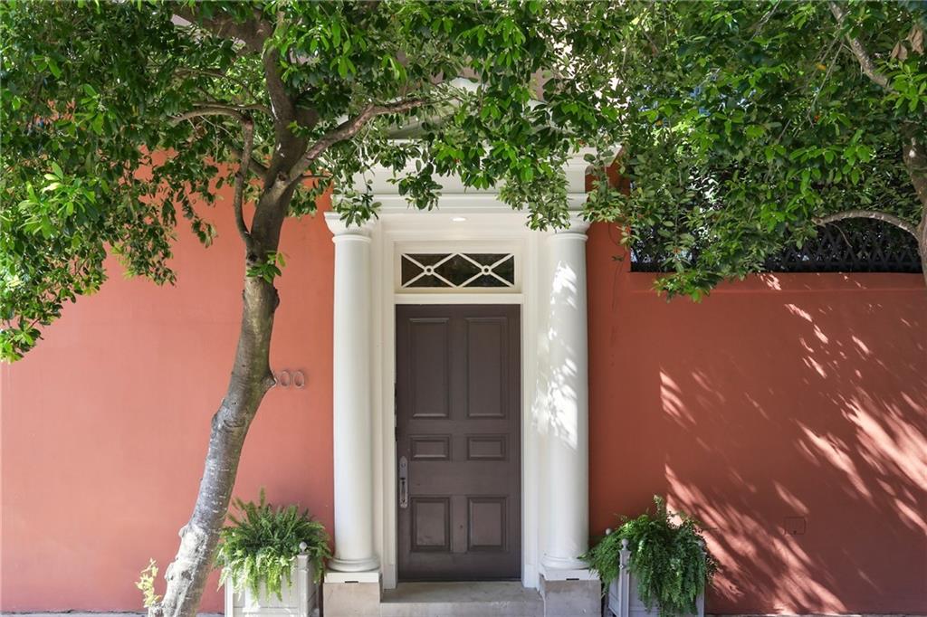 600 GOVERNOR NICHOLLS Street