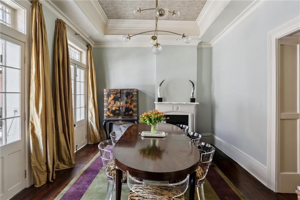 532 GOVERNOR NICHOLLS Street