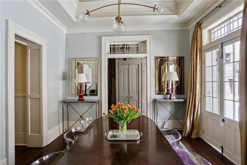 532 GOVERNOR NICHOLLS Street