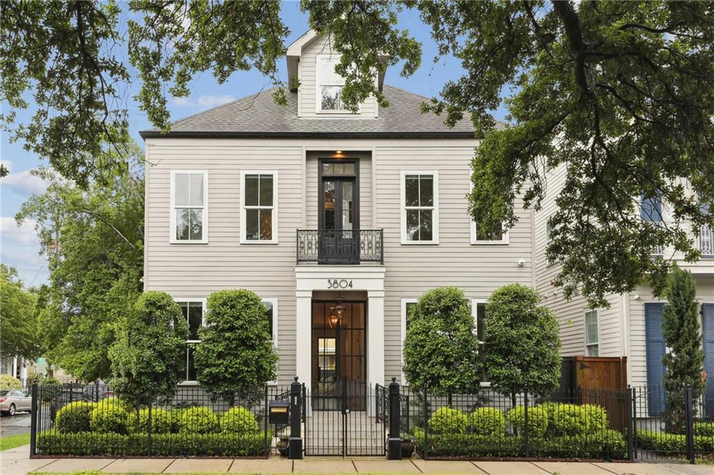 3804 PRYTANIA Street