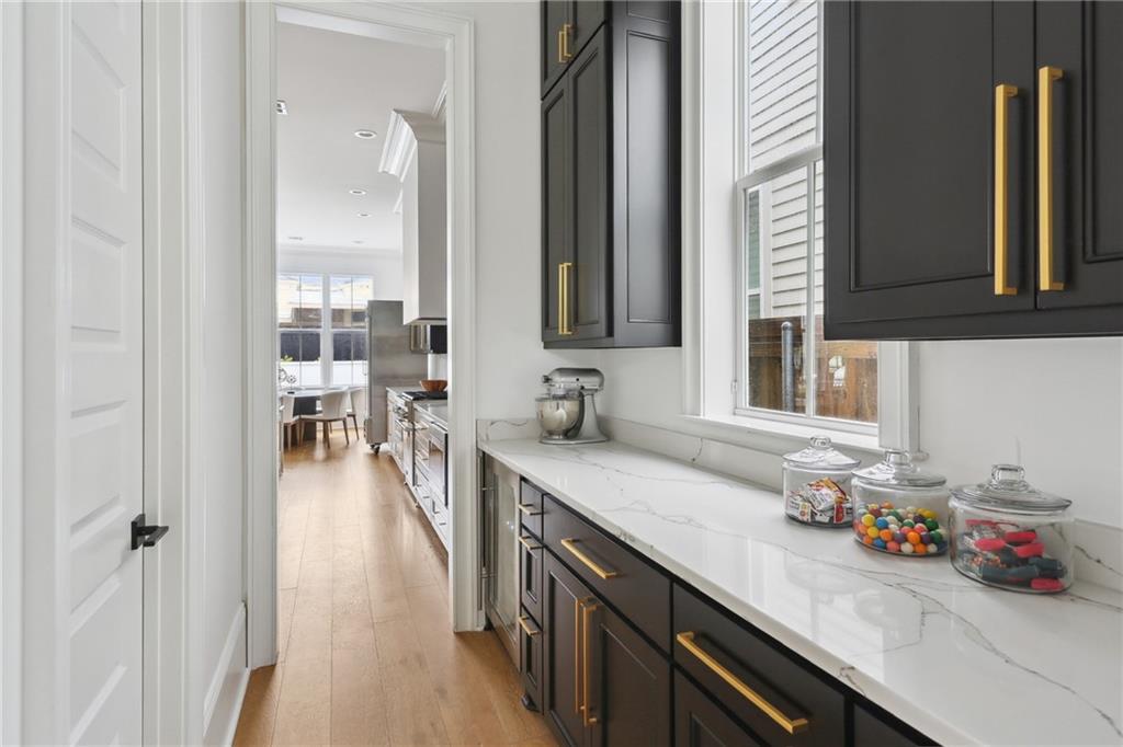 3804 PRYTANIA Street