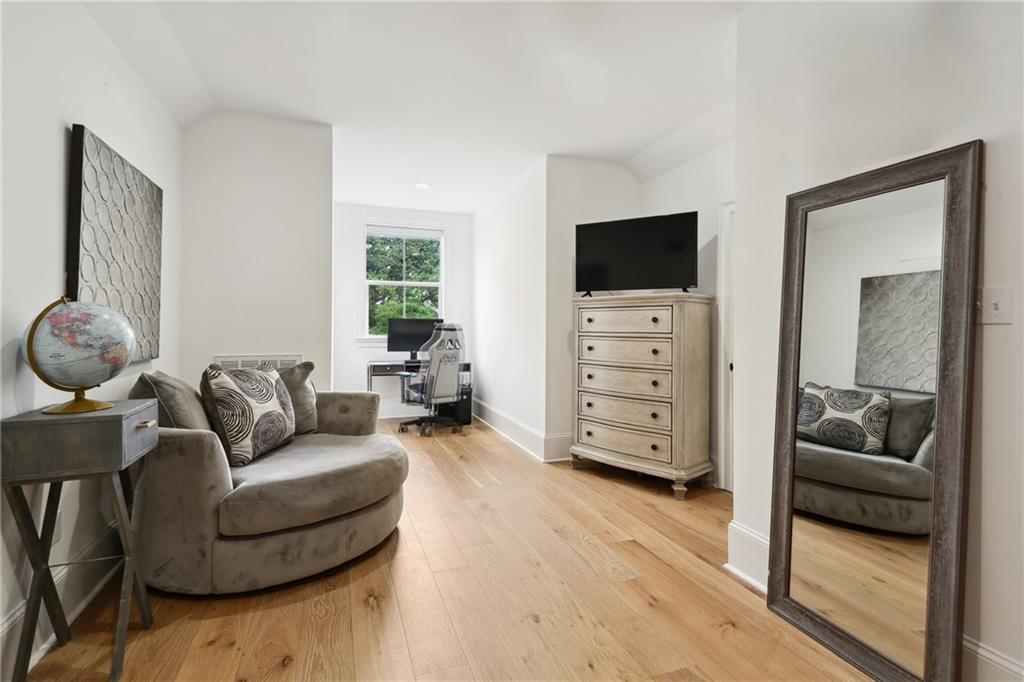 3804 PRYTANIA Street