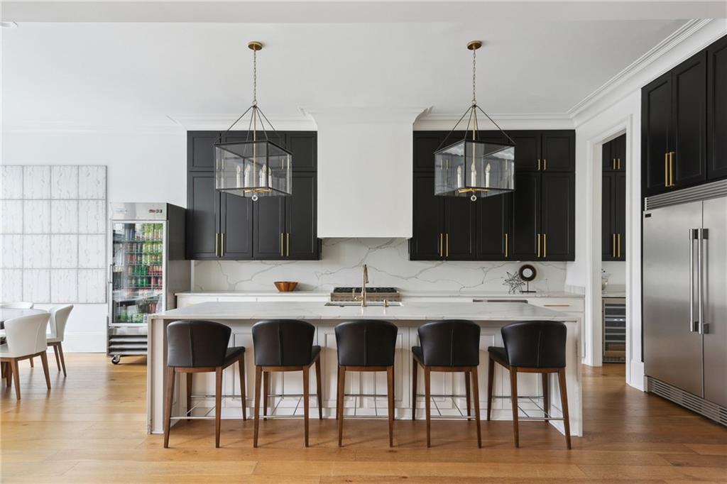 3804 PRYTANIA Street