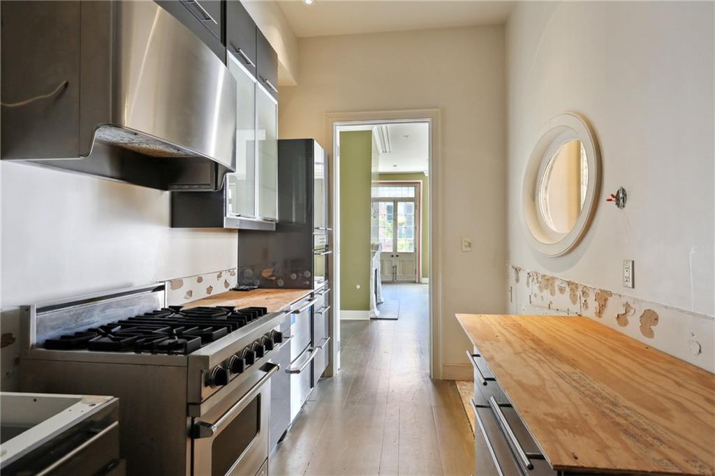 538 GOVERNOR NICHOLLS Street