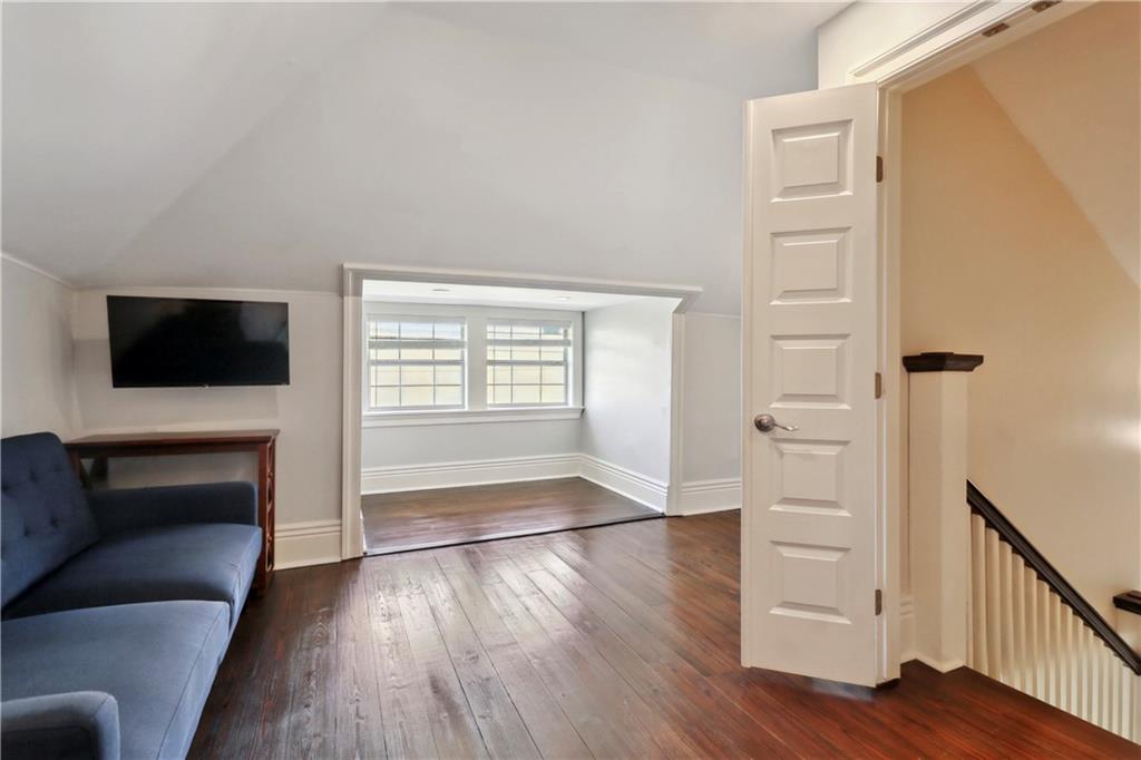 2307 GENERAL TAYLOR Street