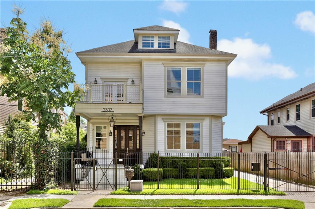 2307 GENERAL TAYLOR Street