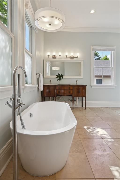 2307 GENERAL TAYLOR Street