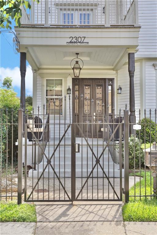 2307 GENERAL TAYLOR Street