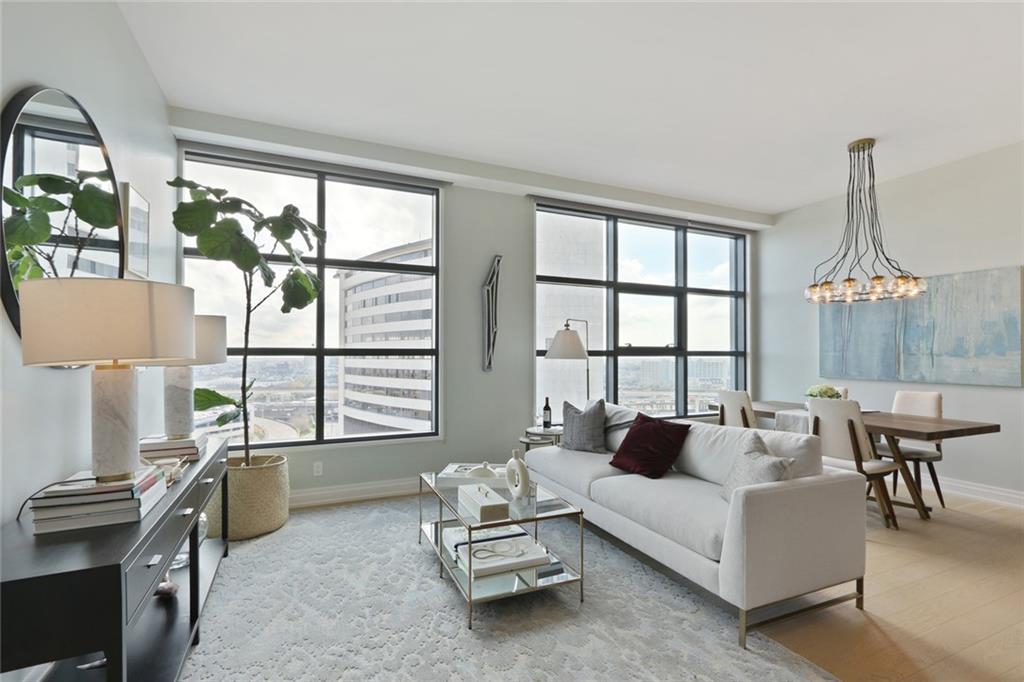 1001 JULIA Street 12A