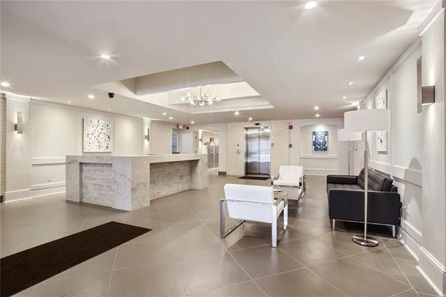 1765 COLISEUM Street 425