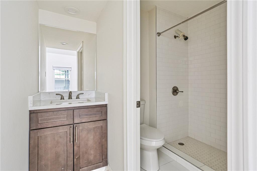 1765 COLISEUM Street 425