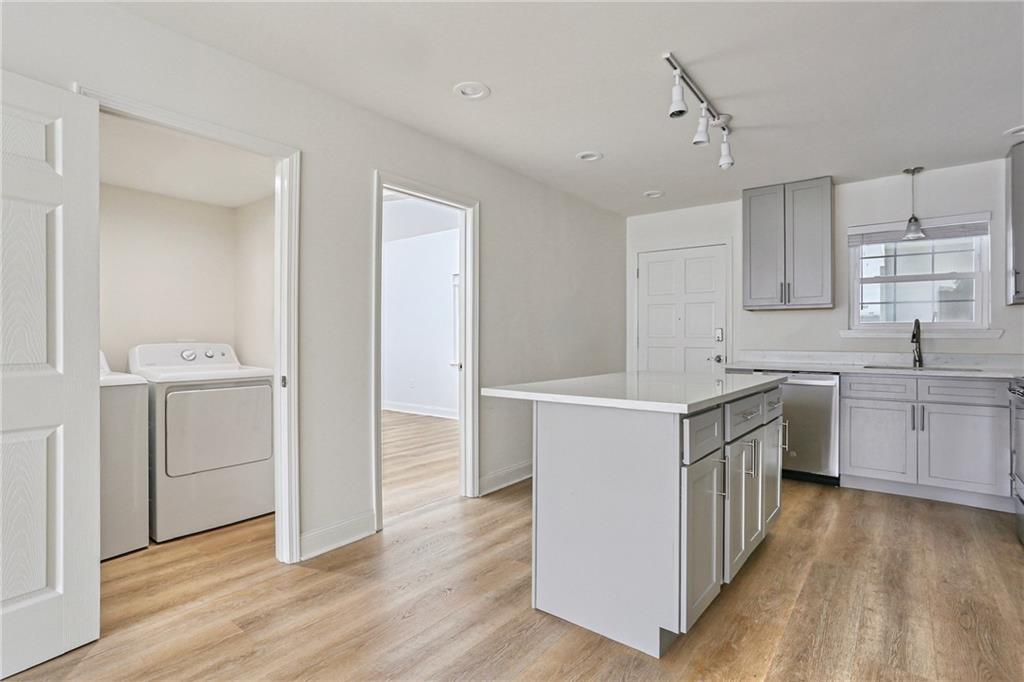 1765 COLISEUM Street 425