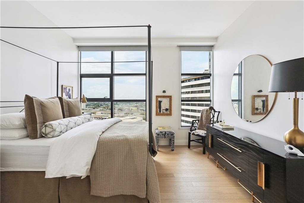 1001 JULIA Street 13G