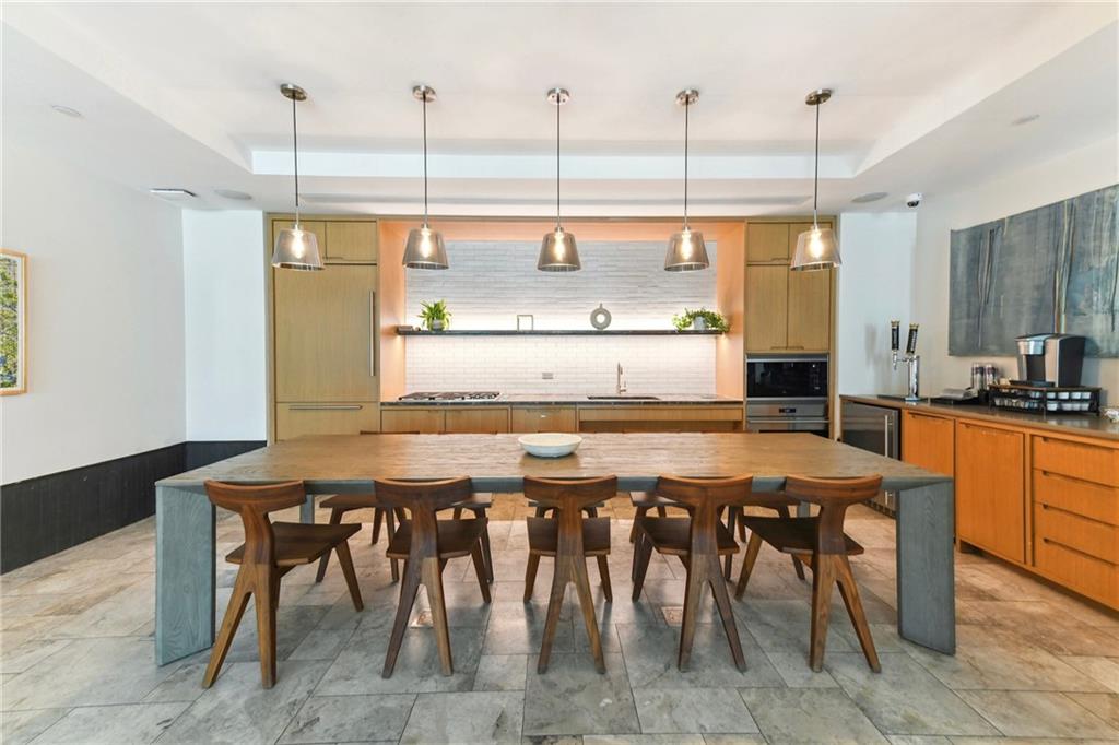 1001 JULIA Street 13G