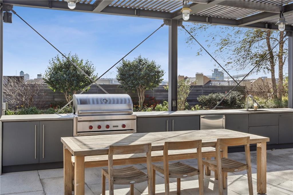 1001 JULIA Street 13G