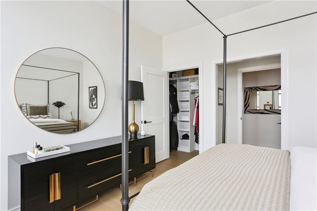 1001 JULIA Street 13G