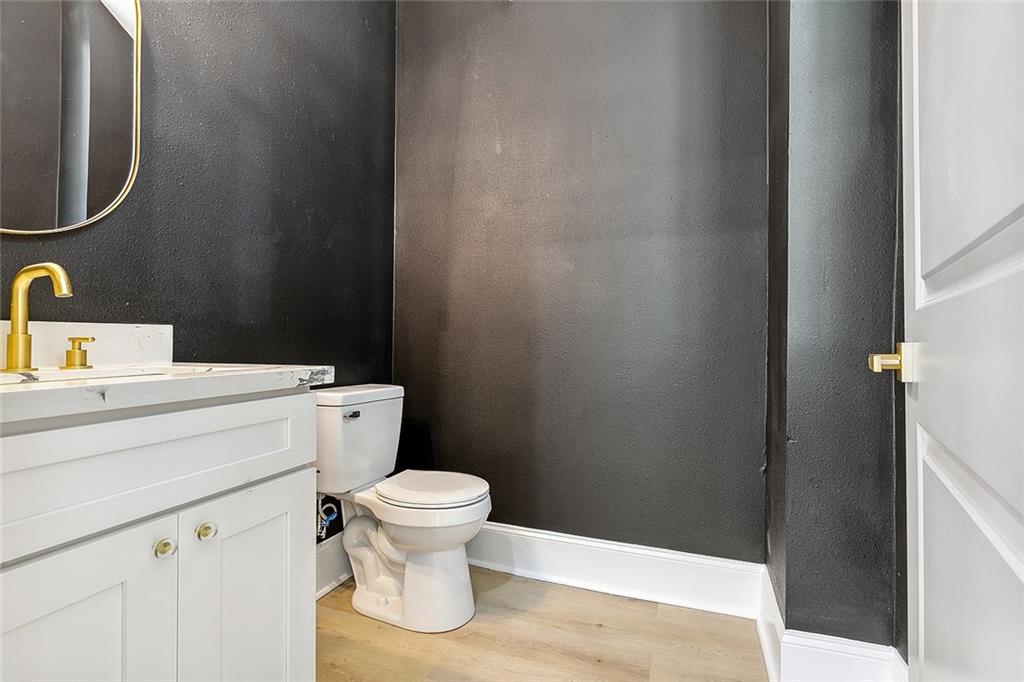 5630 CANAL Boulevard