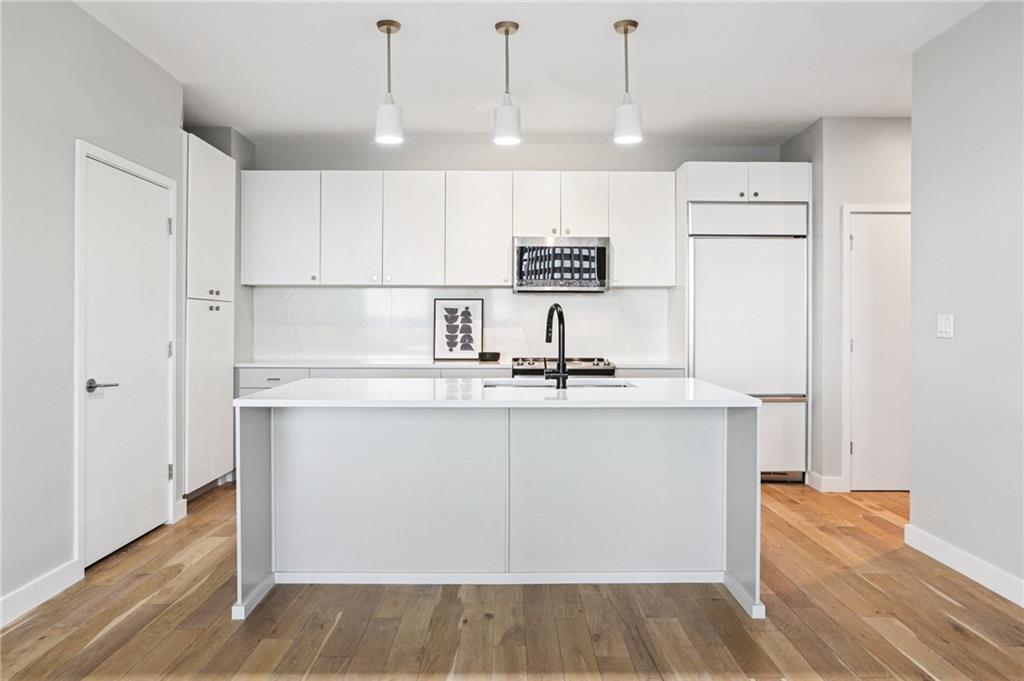 1100 GIROD Street PHF