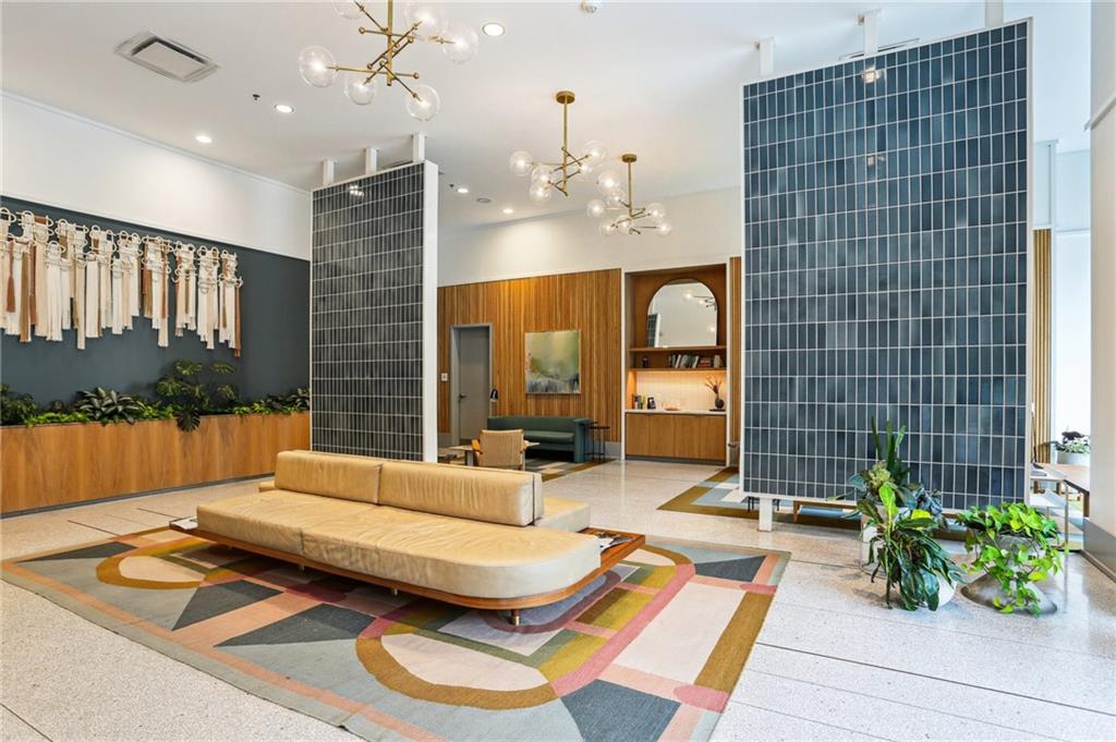 1100 GIROD Street PHF