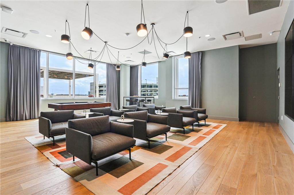 1100 GIROD Street PHF