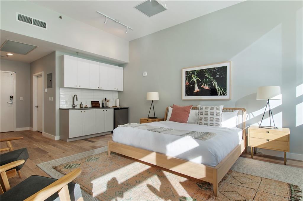 1100 GIROD Street PHF