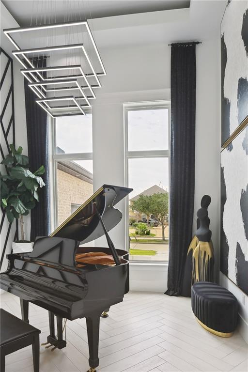 2221 SUNSET Boulevard