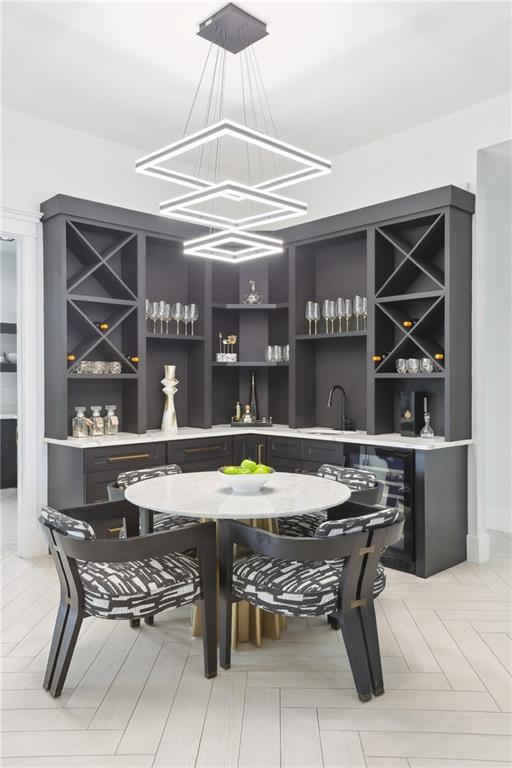 2221 SUNSET Boulevard