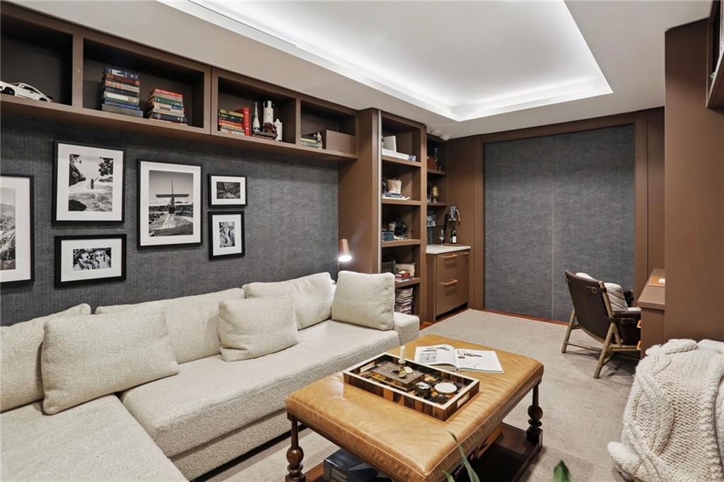 2 CANAL Street 2402