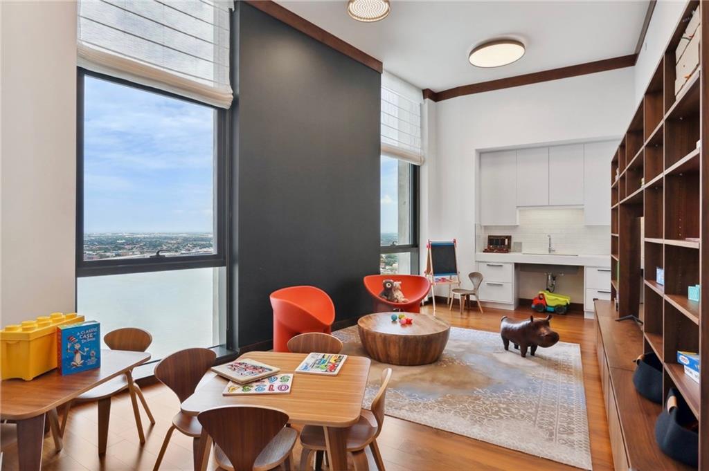2 CANAL Street 2402