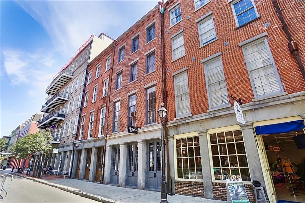 226 DECATUR Street 2A