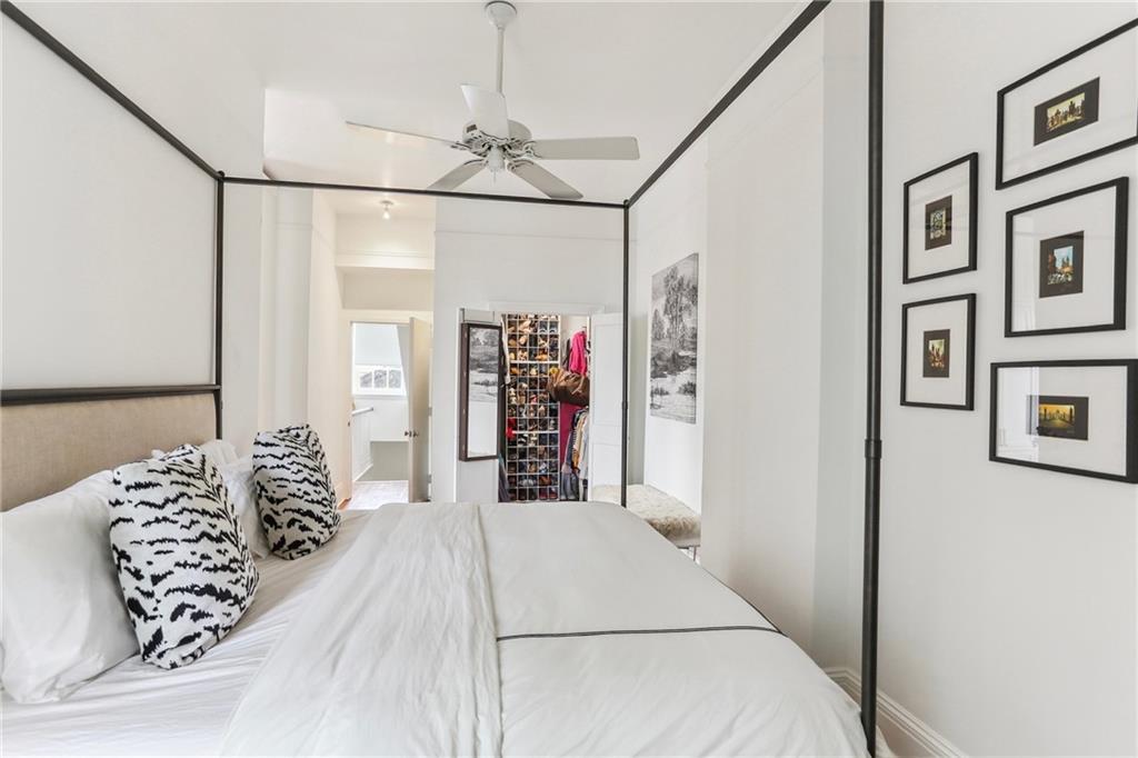 1022 ST. PETER Street 201