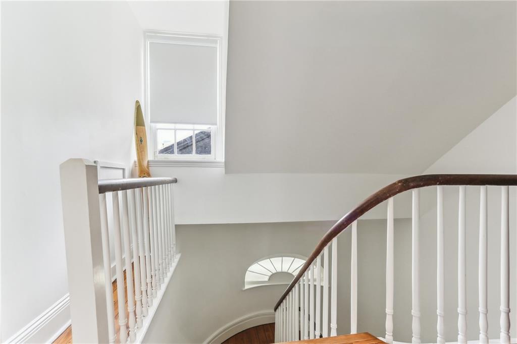 1022 ST. PETER Street 201