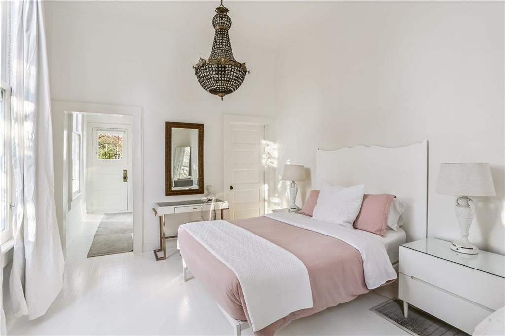 2861 GRAND ROUTE SAINT JOHN Street