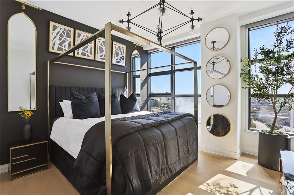 1001 JULIA Street 13A